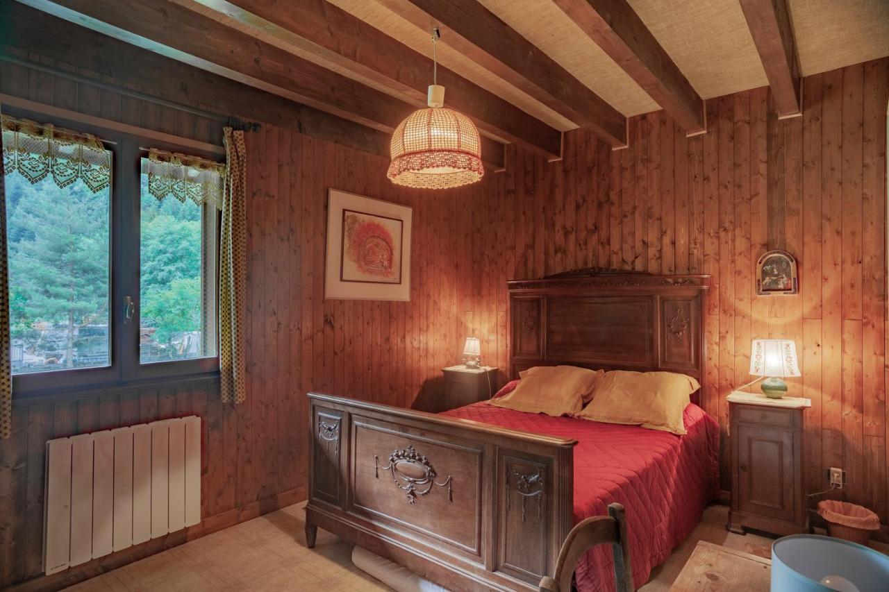 Grand Appartement Proche Gd Bornand Glieres-Val-de-Borne Екстериор снимка
